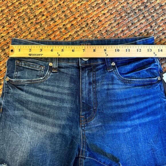 Kut from‎ the Kloth | Women's High-Rise Denim Shorts - Innovation, Size 4 - Picture 8 of 12